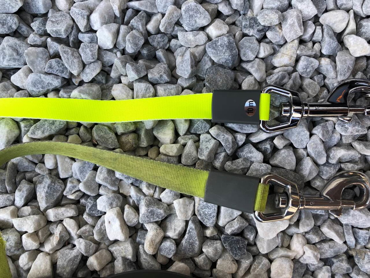 Die Enden einer neuen und einer mehrere Jahre gebrauchten Flexileine Giant Professional im Vergleich