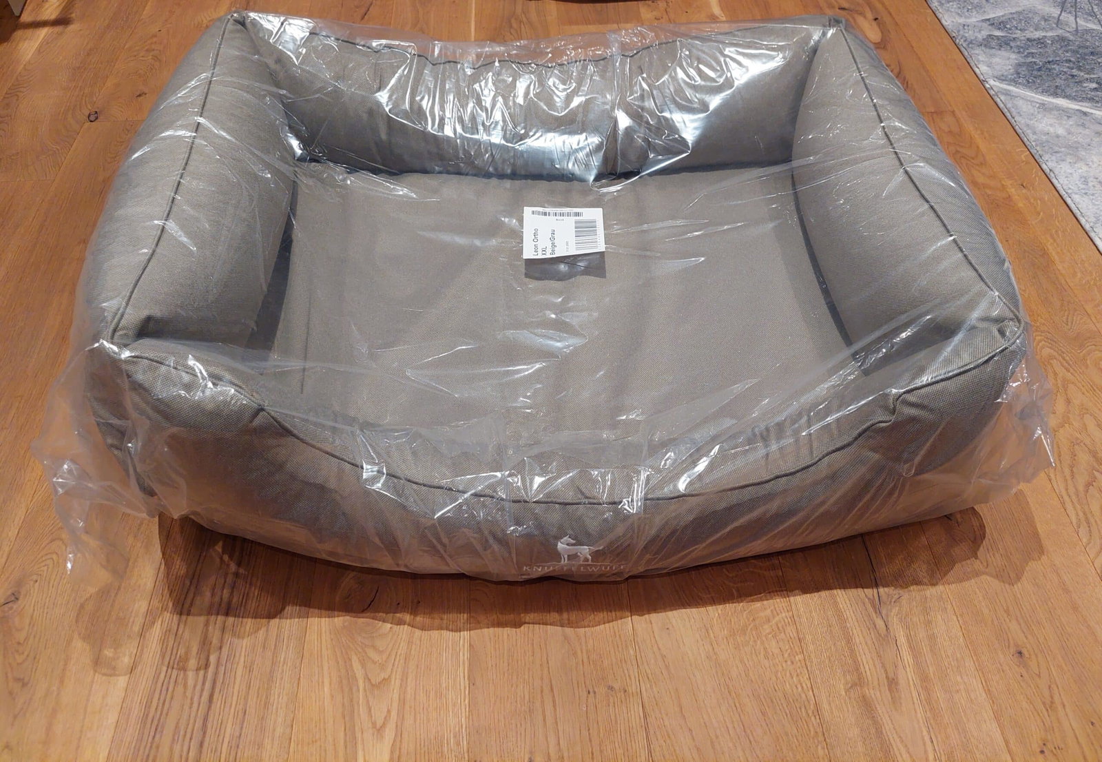Knuffelwuff Hundebett verpackt