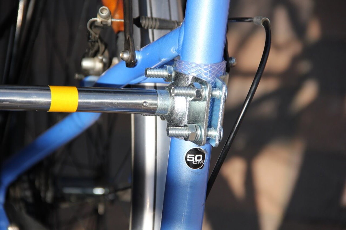 Montage Trixie Bike Set 9: Fest eingerasteter Abstandhalter