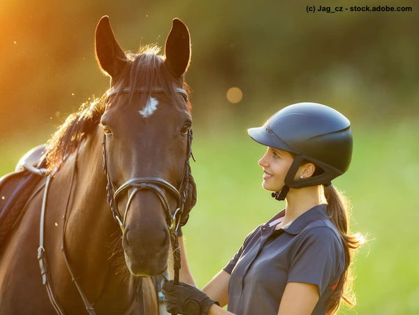 Helm auf, Risiko raus: Sicher im Sattel mit dem passenden Reithelm!